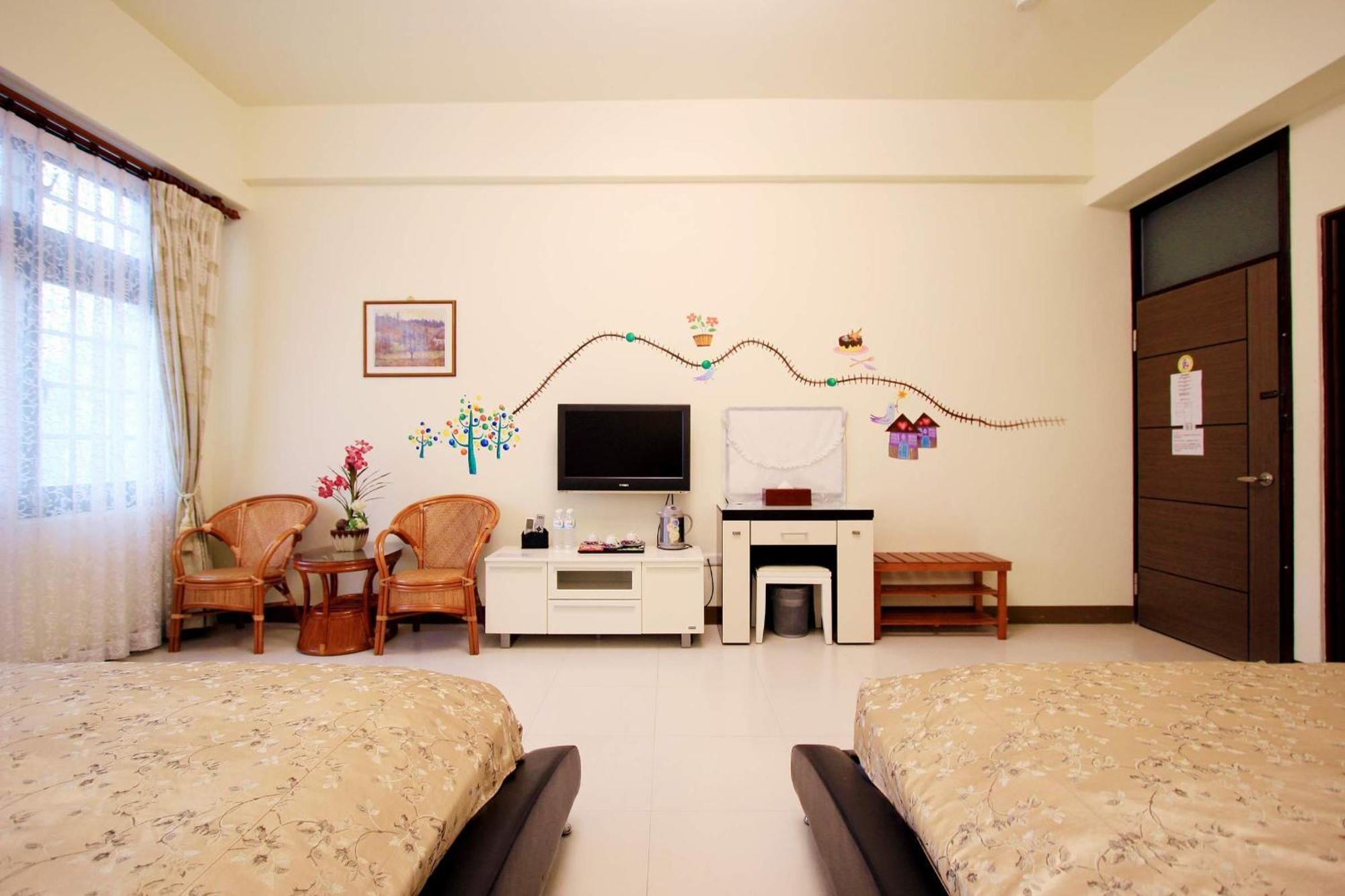 הואליין סיטי Green Window Homestay綠窗小築天安居民宿 מראה חיצוני תמונה