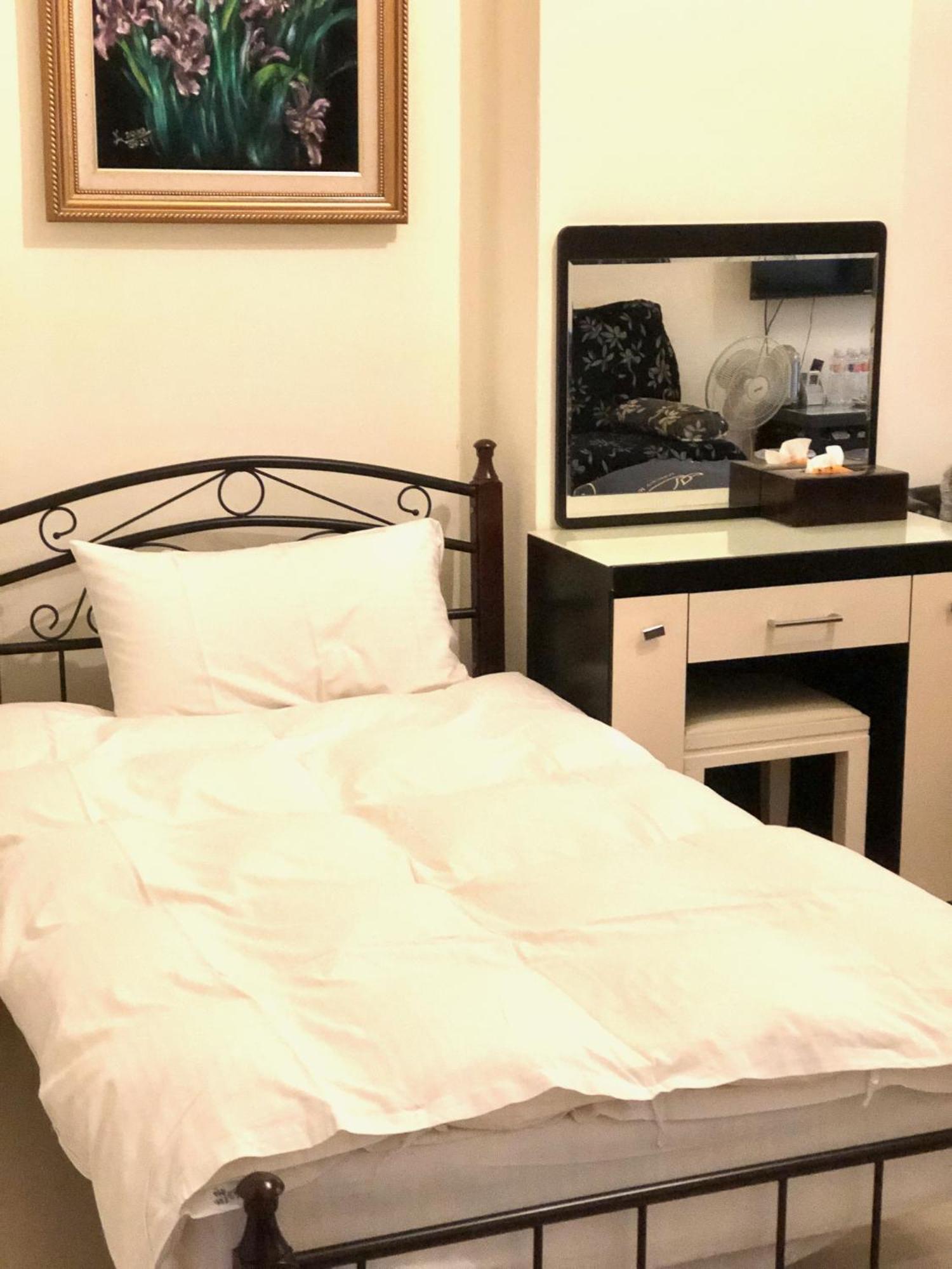 הואליין סיטי Green Window Homestay綠窗小築天安居民宿 מראה חיצוני תמונה