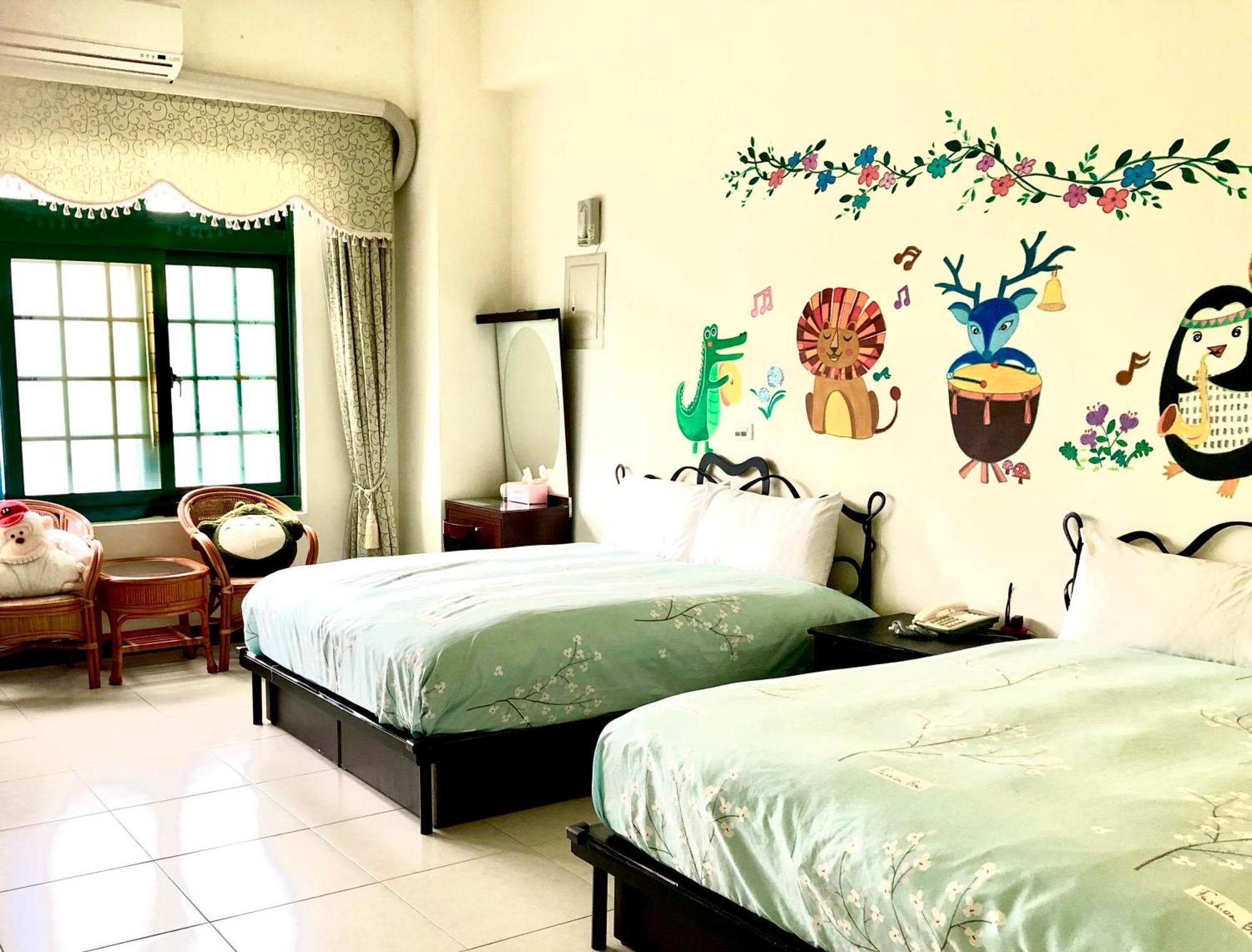 הואליין סיטי Green Window Homestay綠窗小築天安居民宿 מראה חיצוני תמונה